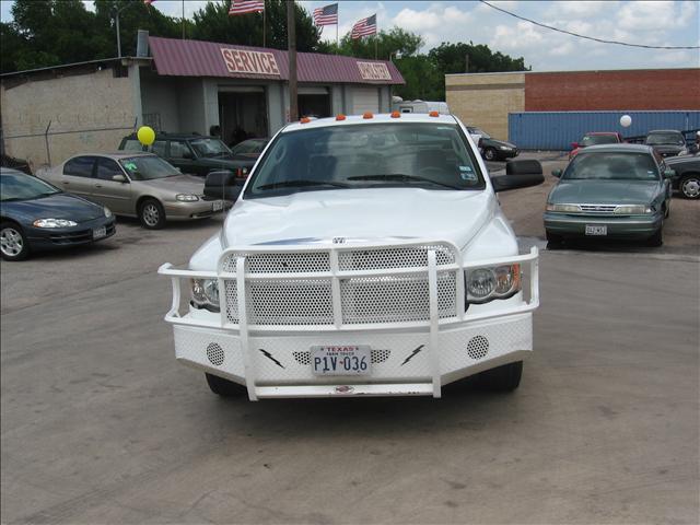 Dodge Ram Pickup 2003 photo 2