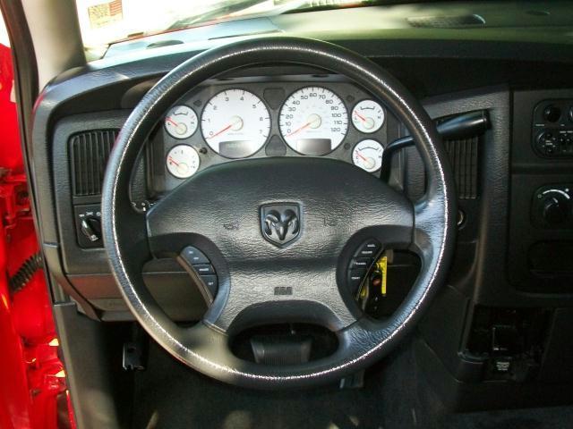 Dodge Ram Pickup 2003 photo 5