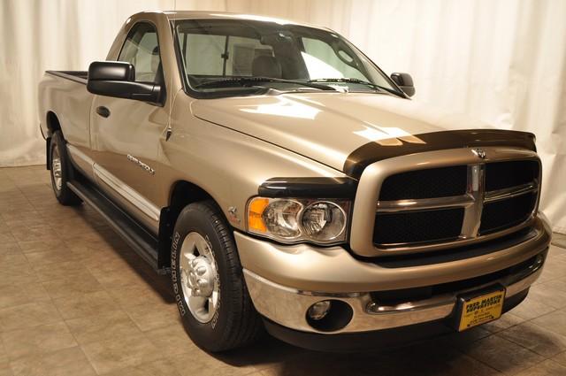 Dodge Ram Pickup 2003 photo 3