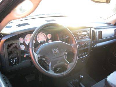 Dodge Ram Pickup 2003 photo 1
