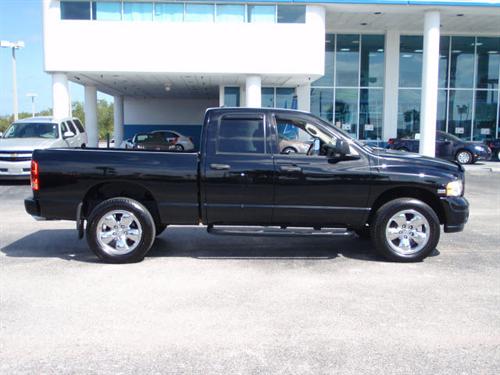 Dodge Ram Pickup 2003 photo 3