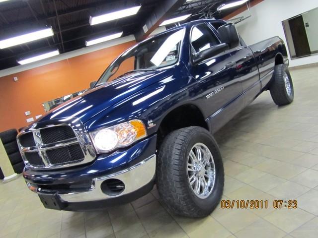 Dodge Ram Pickup 2003 photo 1