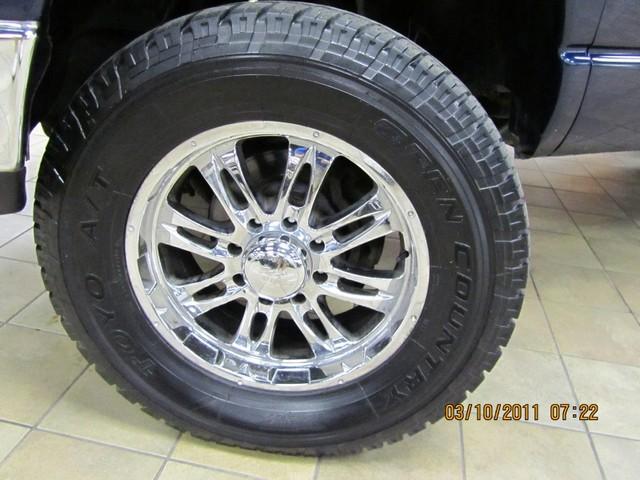 Dodge Ram Pickup 2003 photo 4