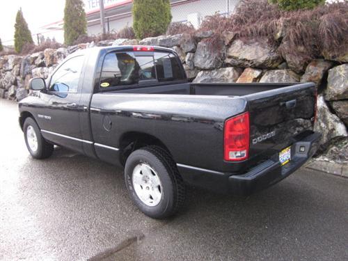Dodge Ram Pickup 2003 photo 3