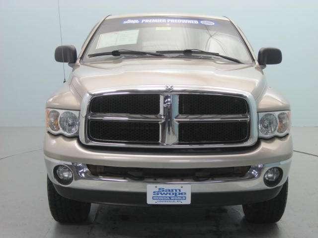 Dodge Ram Pickup 2003 photo 1