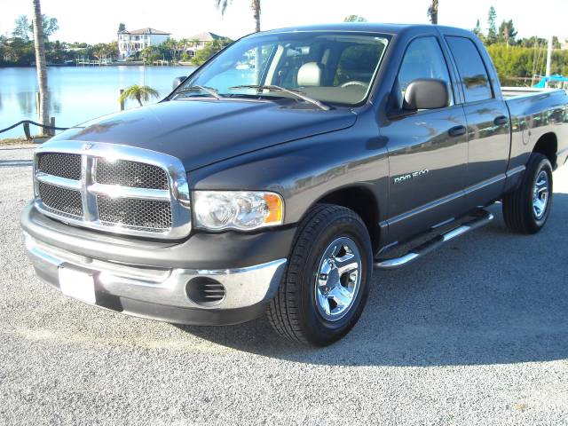 Dodge Ram Pickup SLT Pickup