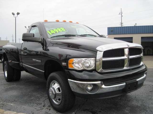 Dodge Ram Pickup 2003 photo 1