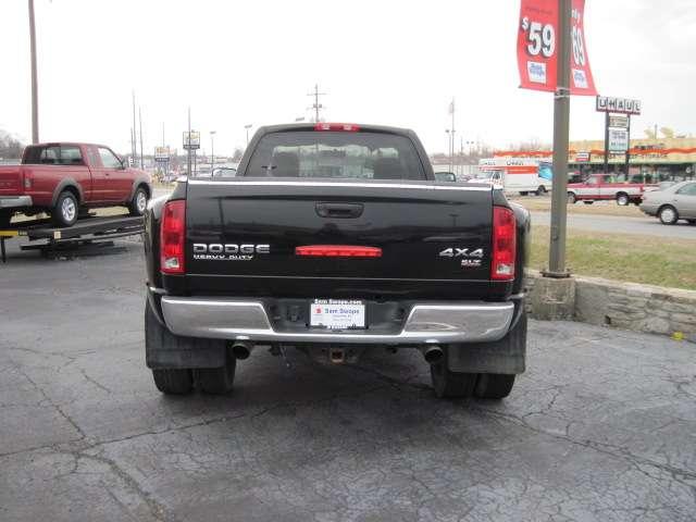 Dodge Ram Pickup 2003 photo 4