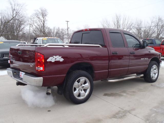 Dodge Ram Pickup 2003 photo 4