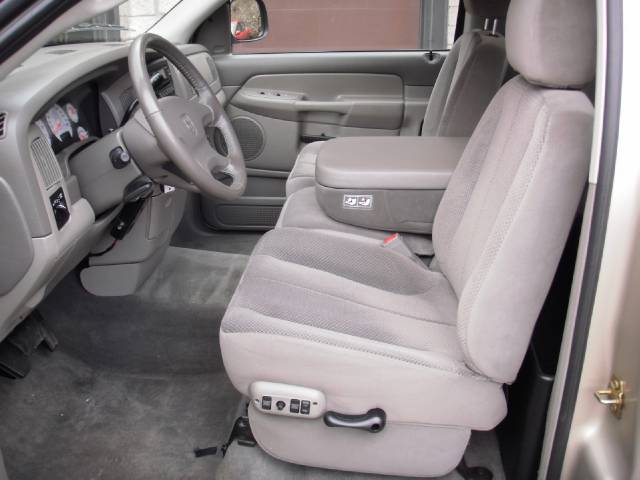 Dodge Ram Pickup 2003 photo 4