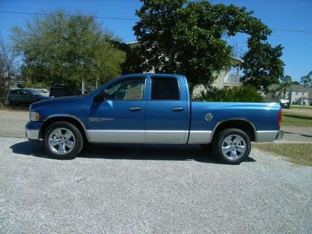 Dodge Ram Pickup 2003 photo 1
