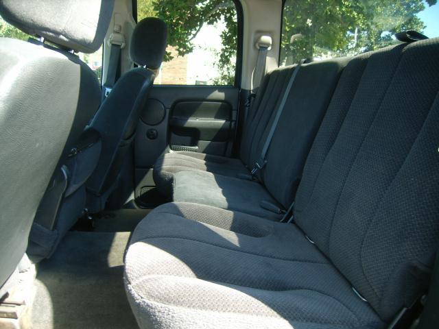 Dodge Ram Pickup 2003 photo 4
