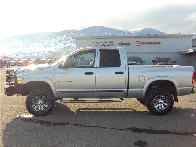 Dodge Ram Pickup 2003 photo 1