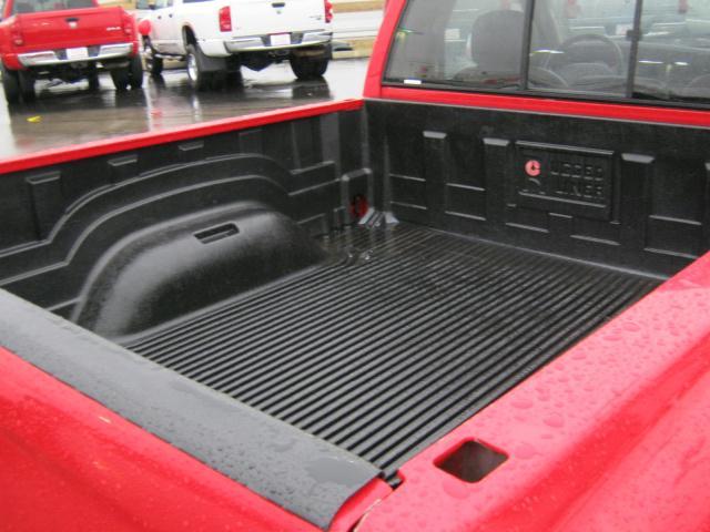 Dodge Ram Pickup 2003 photo 4