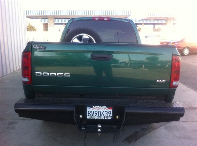 Dodge Ram Pickup 2003 photo 2