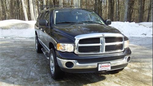 Dodge Ram Pickup 2003 photo 1