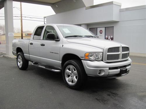Dodge Ram Pickup 2003 photo 4