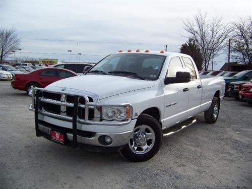 Dodge Ram Pickup 2003 photo 1
