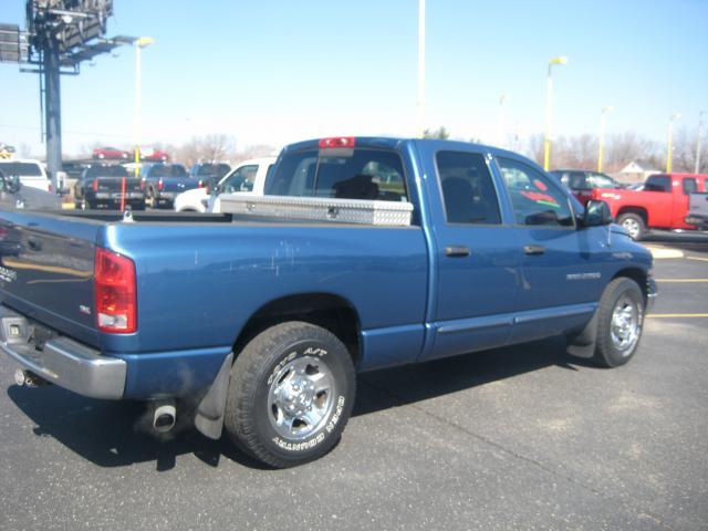 Dodge Ram Pickup 2003 photo 4