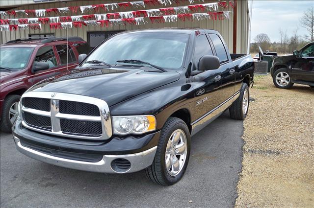 Dodge Ram Pickup 2003 photo 1
