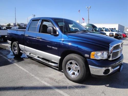 Dodge Ram Pickup 2003 photo 2