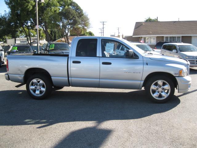 Dodge Ram Pickup 2003 photo 4
