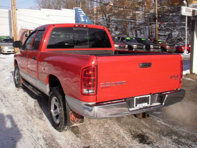 Dodge Ram Pickup 2003 photo 2