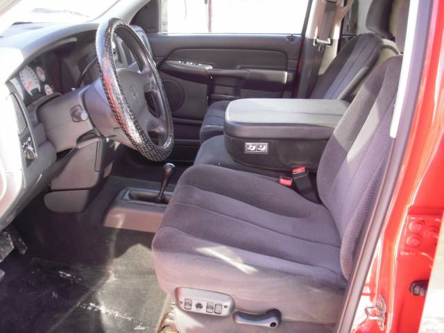 Dodge Ram Pickup 2003 photo 4