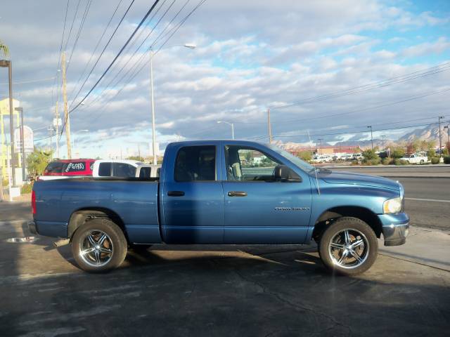 Dodge Ram Pickup 2003 photo 1