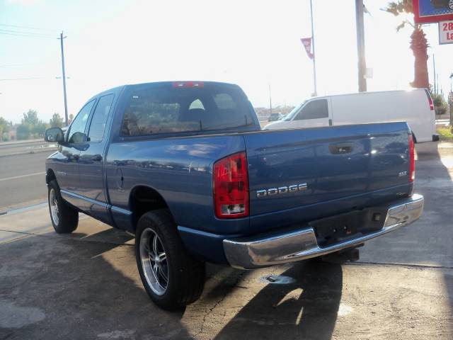 Dodge Ram Pickup 2003 photo 4