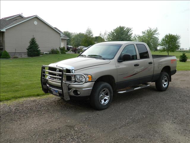 Dodge Ram Pickup 2003 photo 1