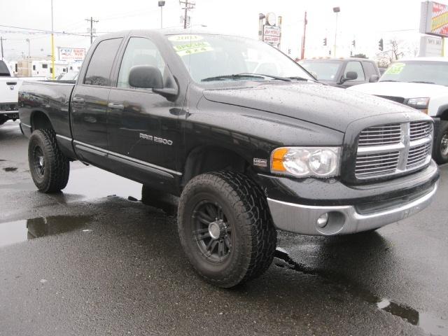 Dodge Ram Pickup 2003 photo 2