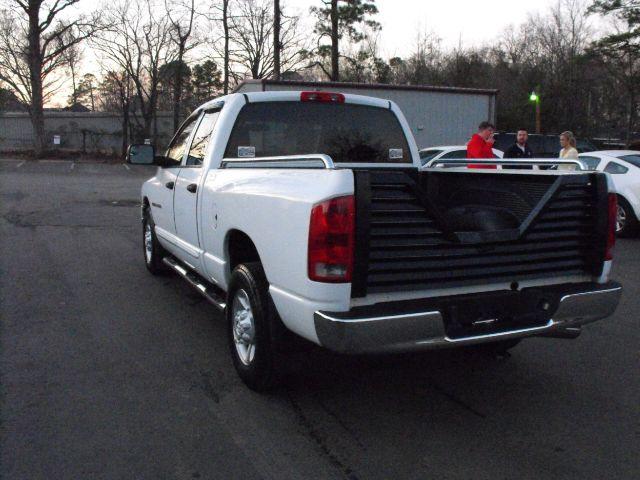 Dodge Ram Pickup 2003 photo 4