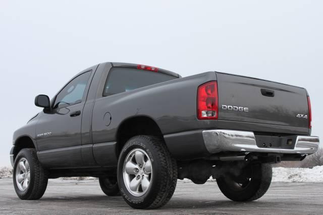 Dodge Ram Pickup 2003 photo 4