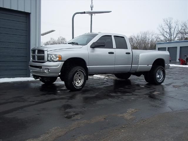 Dodge Ram Pickup SLT Pickup