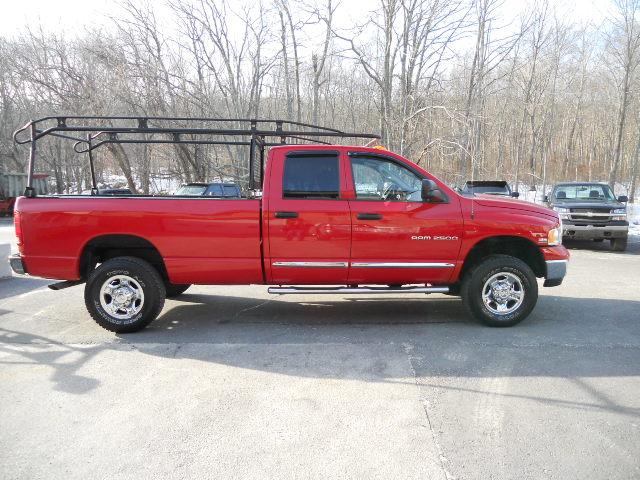 Dodge Ram Pickup 2003 photo 3