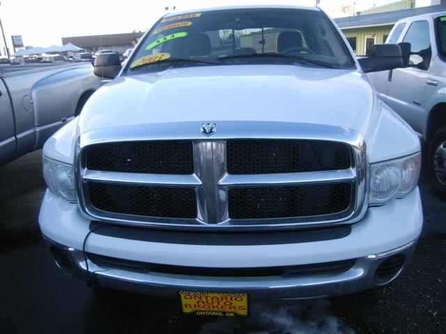 Dodge Ram Pickup 2003 photo 1