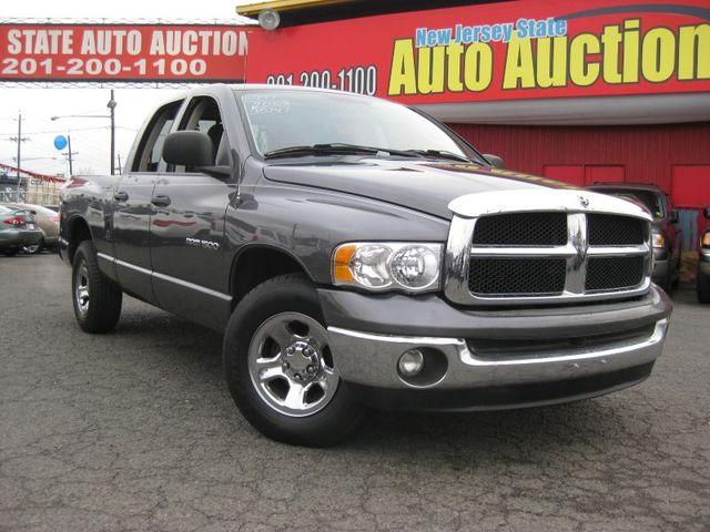 Dodge Ram Pickup 2003 photo 1