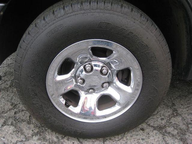 Dodge Ram Pickup 2003 photo 3