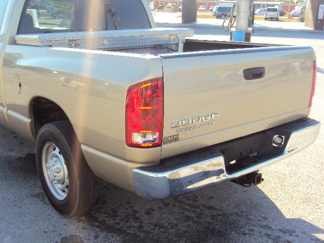 Dodge Ram Pickup 2003 photo 4