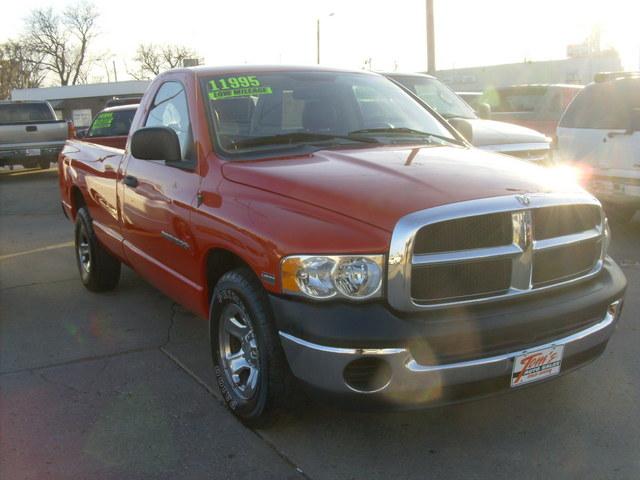 Dodge Ram Pickup 2003 photo 4