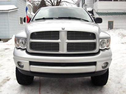 Dodge Ram Pickup 2003 photo 1