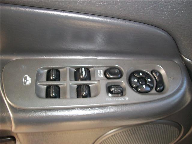 Dodge Ram Pickup 2003 photo 3