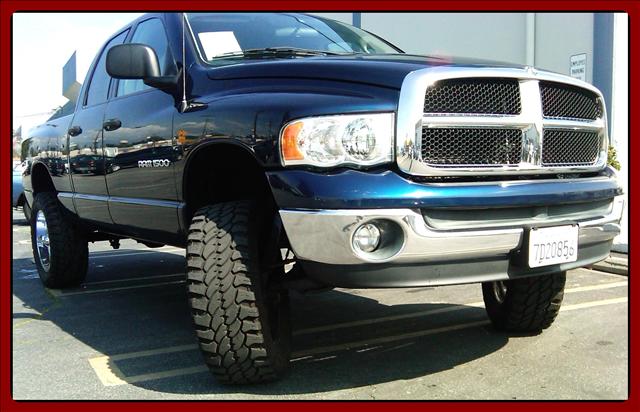 Dodge Ram Pickup 2003 photo 1