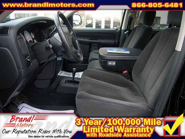Dodge Ram Pickup 2003 photo 4