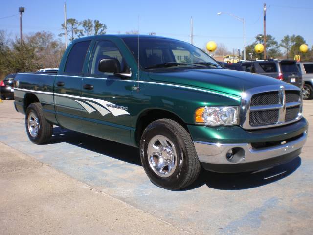 Dodge Ram Pickup SLT Crew Cab Pickup