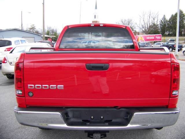 Dodge Ram Pickup 2003 photo 3