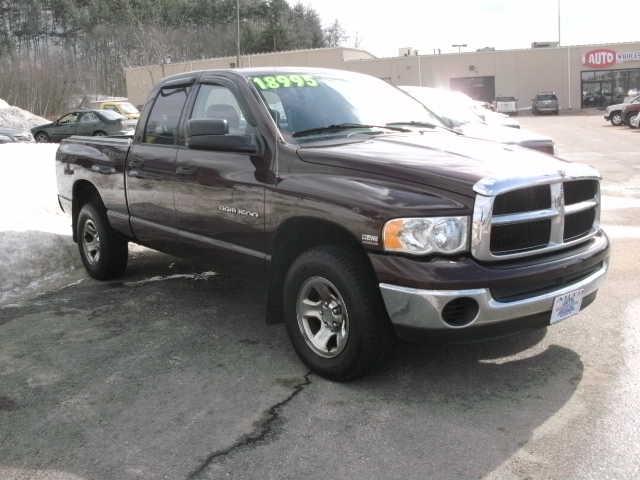 Dodge Ram Pickup 2004 photo 2