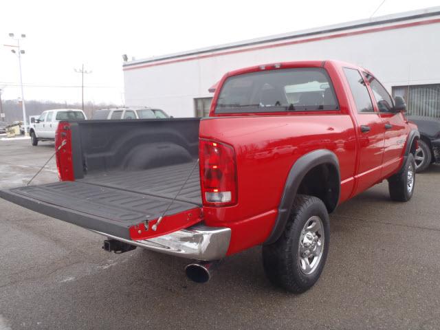 Dodge Ram Pickup 2004 photo 1