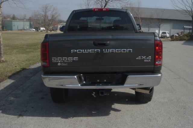 Dodge Ram Pickup 2004 photo 2